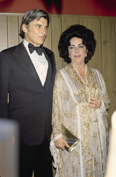 Джон Уильям Уорнер и Элизабет Тейлор лиз тейлор муж